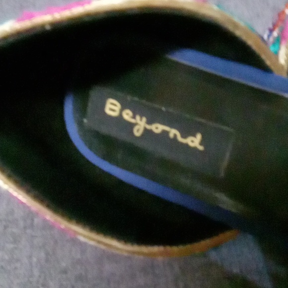 Gorgeous Flats💙 - Picture 2 of 9